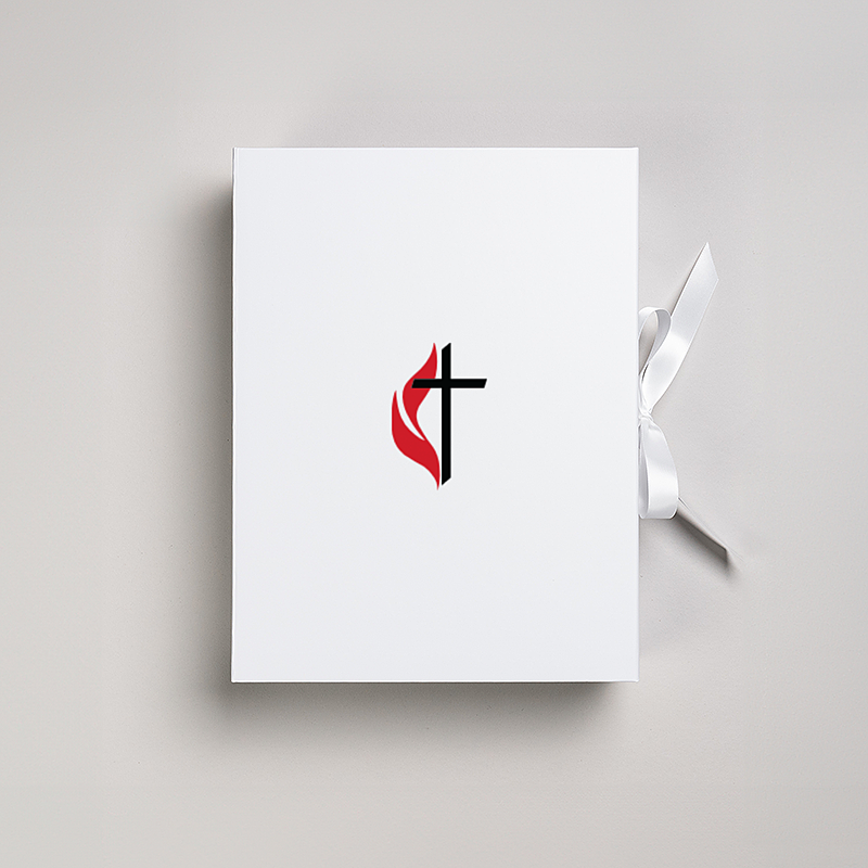 Picture of Magnetic Presentation Box with Ribbon - White