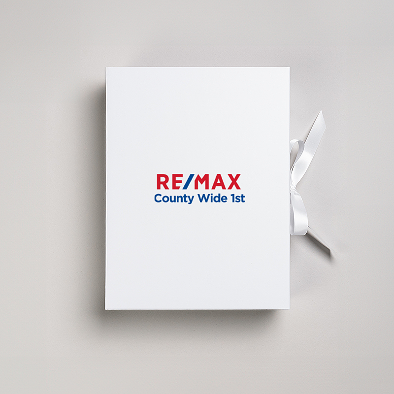 Picture of Magnetic Presentation Box with Ribbon - White