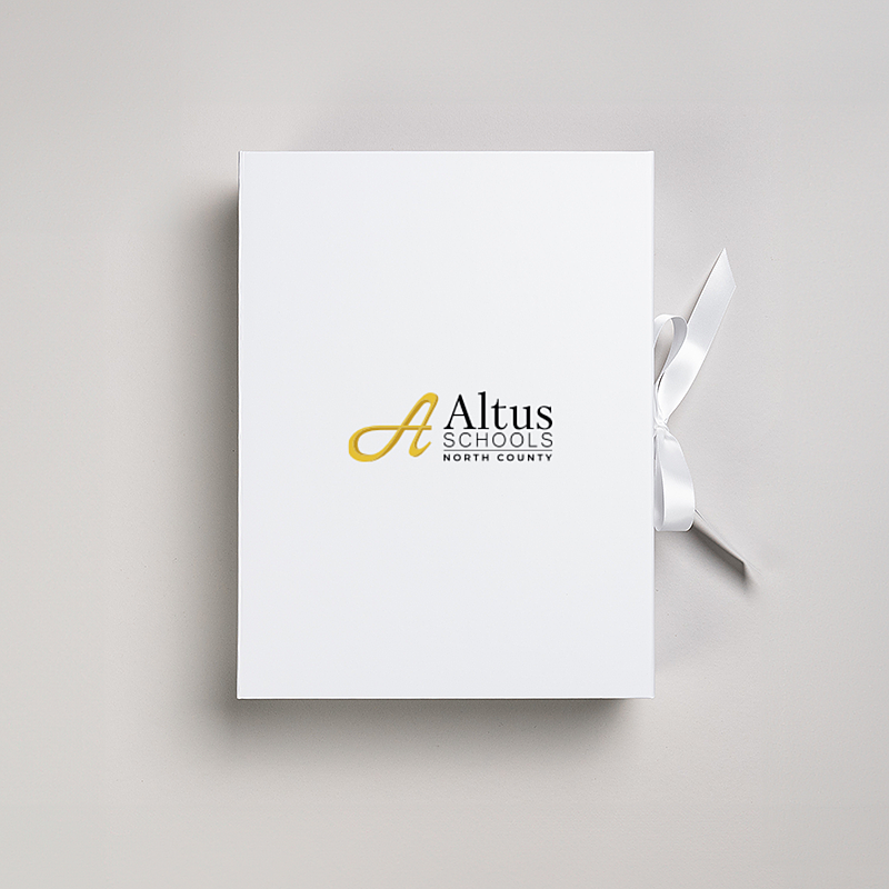 Picture of Magnetic Presentation Box with Ribbon - White