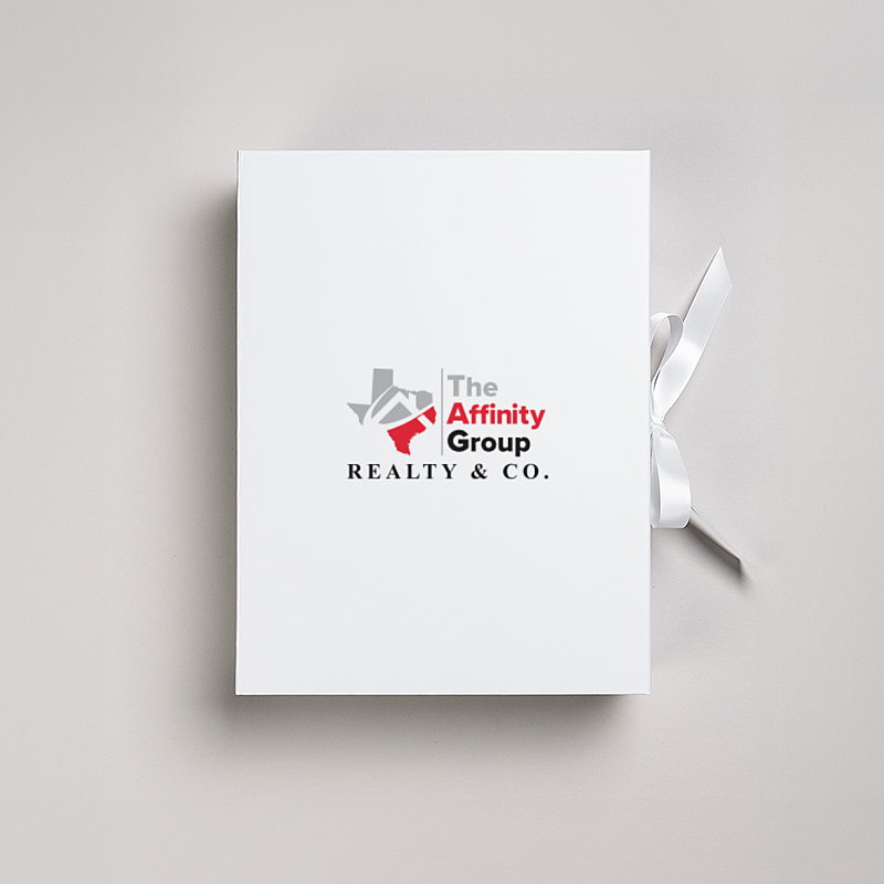 Picture of Magnetic Presentation Box with Ribbon - White