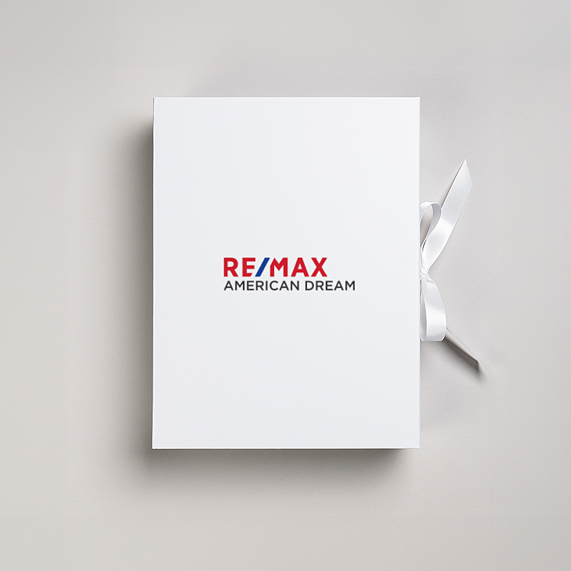 Picture of Magnetic Presentation Box with Ribbon - White