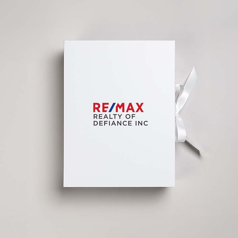 Picture of Magnetic Presentation Box with Ribbon - White